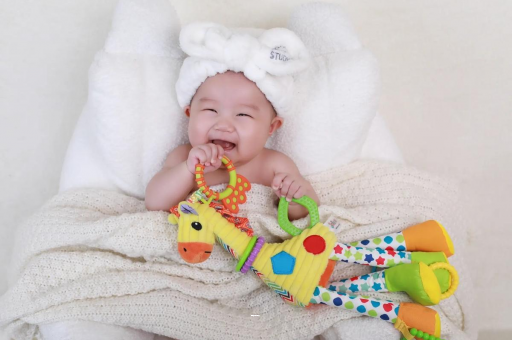 台湾宝宝发烧精神不好 台湾宝宝发烧精神不好